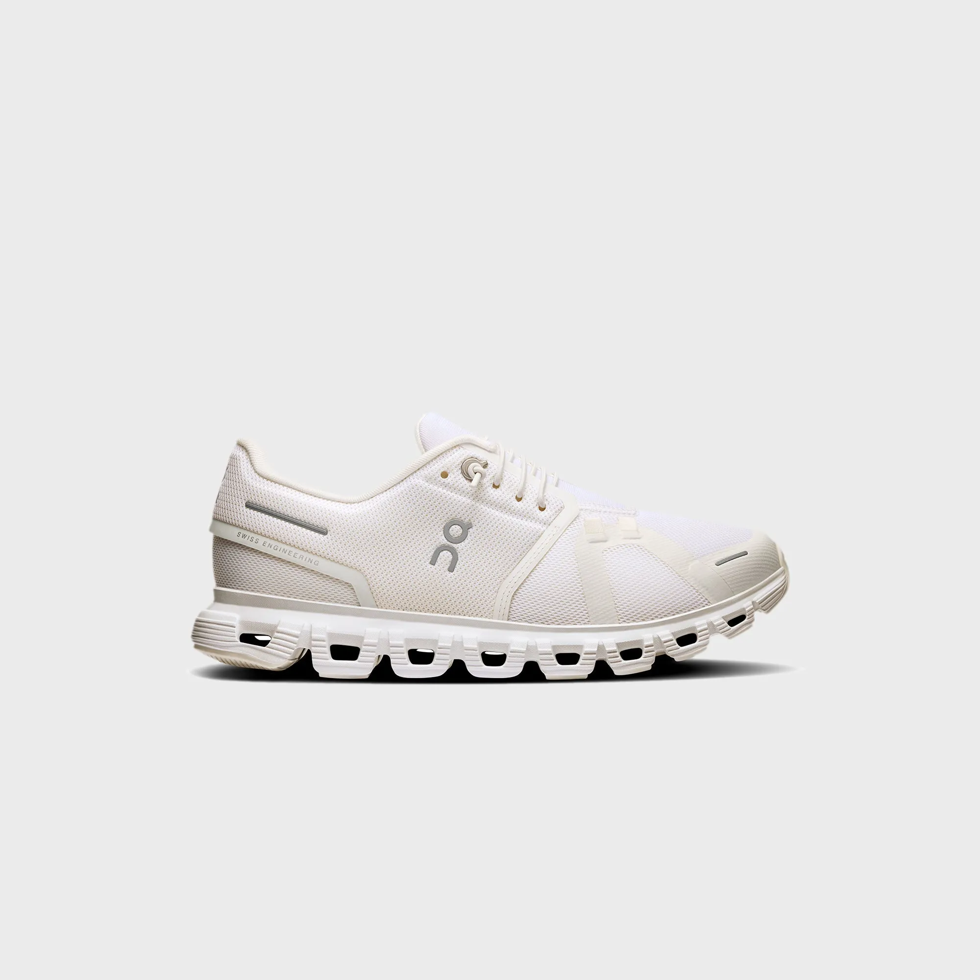 On Running WMNS Cloud 6 - White sold by Kith