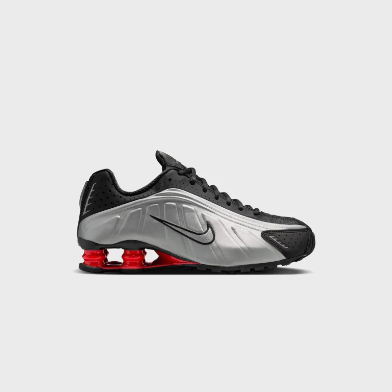 Nike Shox R4 - Black / Metallic Silver / Light Crimson sold by Kith