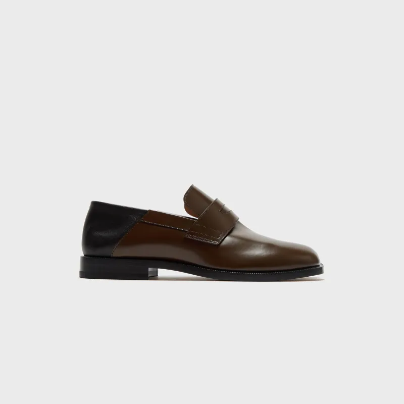 Maison Margiela Tabi Babouche Loafers - Wood sold by Kith
