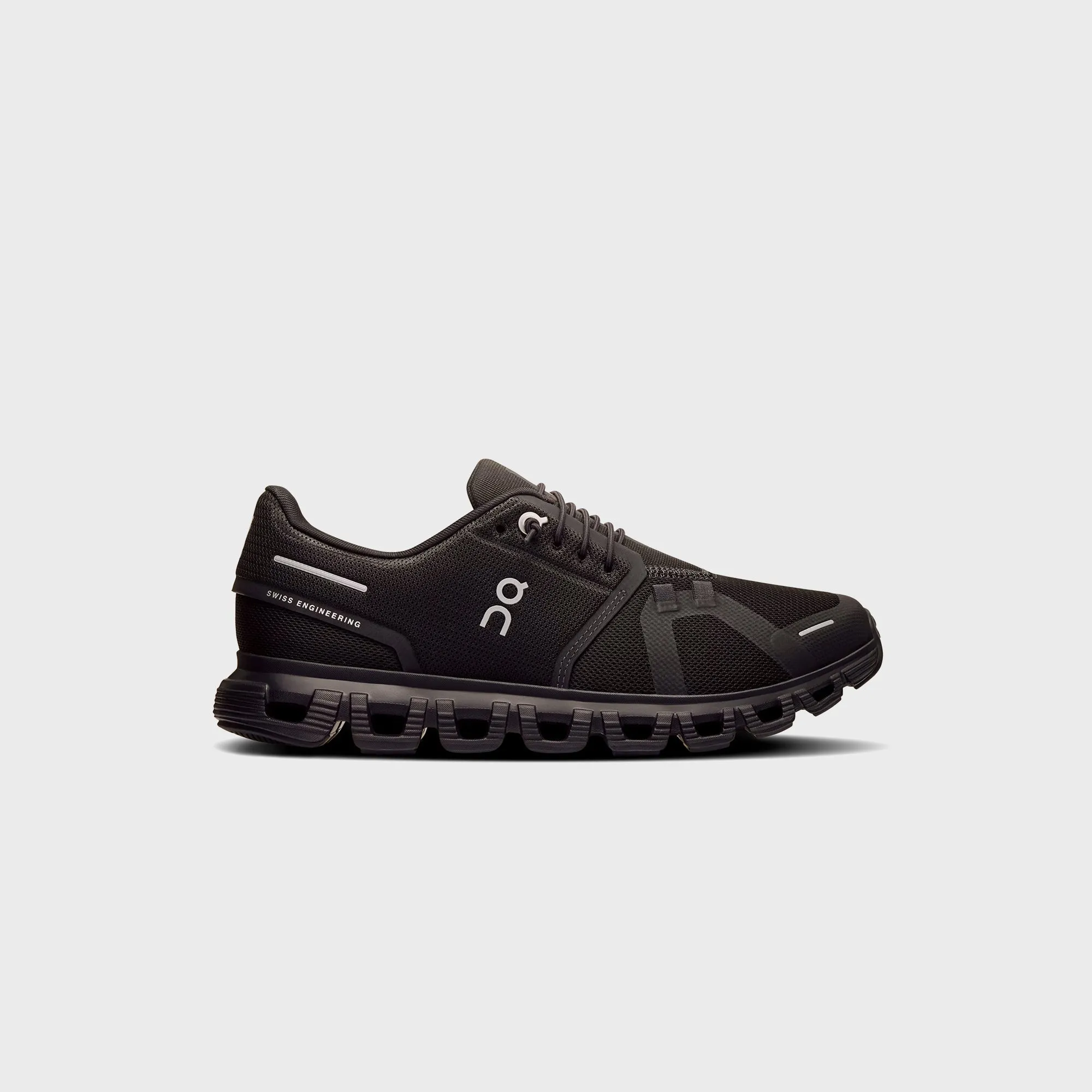 On Running WMNS Cloud 6 - Black sold by Kith