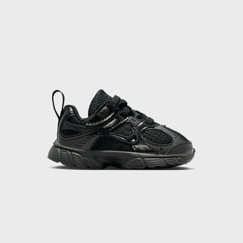 Nike TD V5 Rnr - Black / Black / Anthracite sold by Kith
