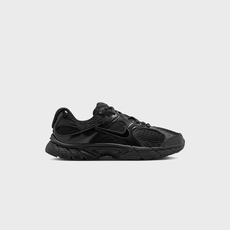 Nike GS V5 Rnr - Black / Black / Anthracite sold by Kith
