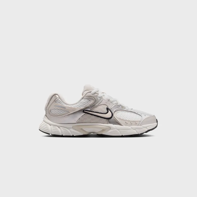 Nike GS V5 Rnr - Summit White / Light Orewood Brown / Sail / Black made by Nike