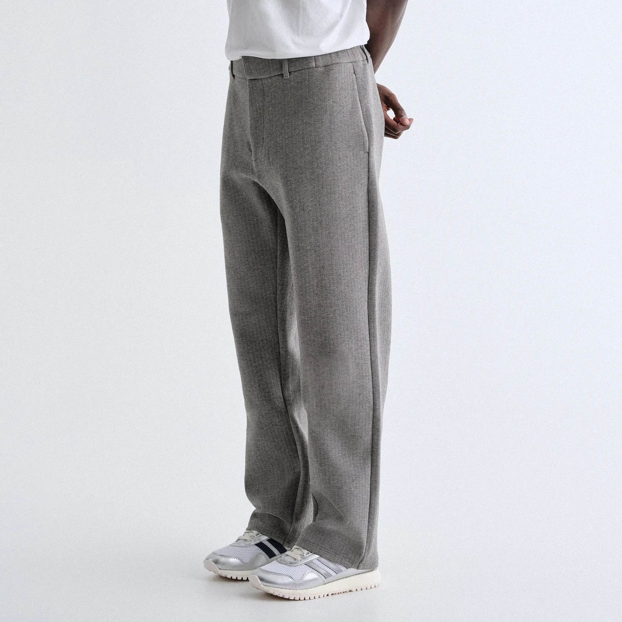 &Kin Double Face Bryson Sweatpant - Dark Heather Grey sold by Kith product image thumbnail 3