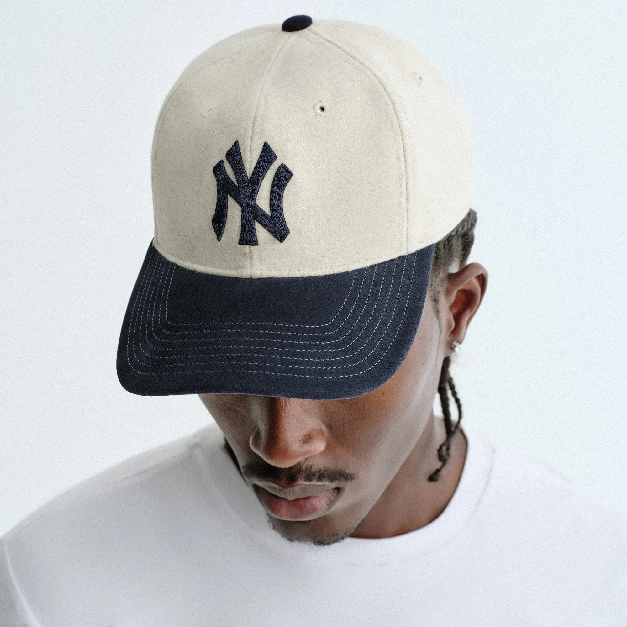 Kith & New Era for the New York Yankees Two-Tone Heavy Twill Franchise LS Cap - Sandrift sold by Kith product image thumbnail 2
