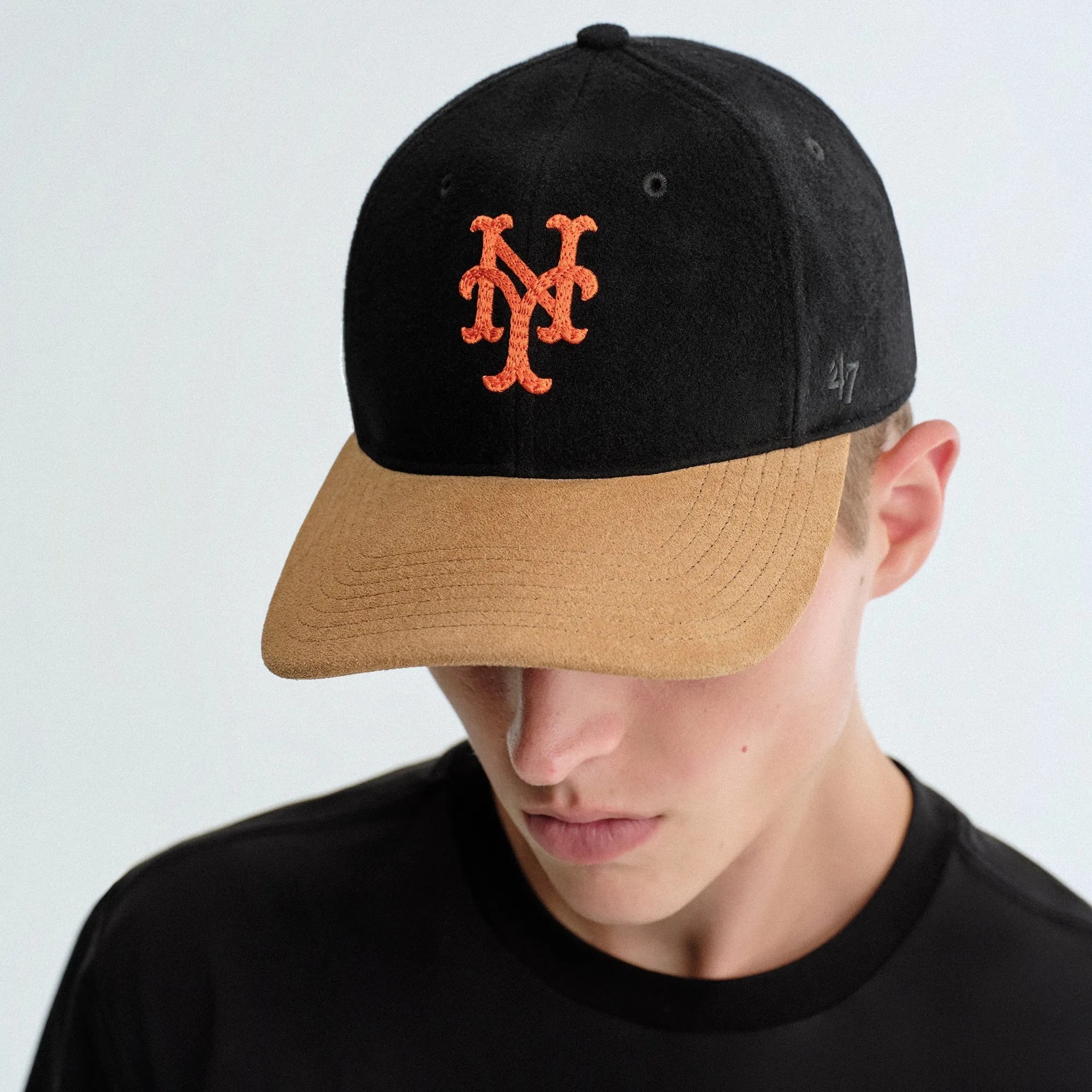 Kith & ‘47 for the New York Mets Heavy Twill Suede Brim Franchise LS Cap - Black sold by Kith product image thumbnail 2