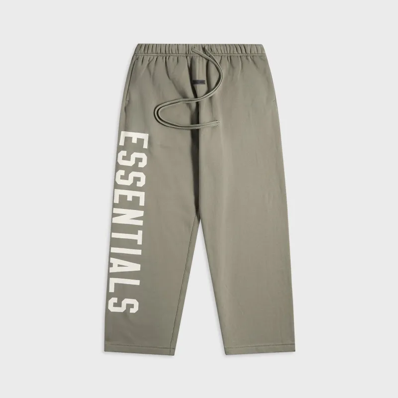 Essentials Lounge Fleece Sweatpant - Moss sold by Kith