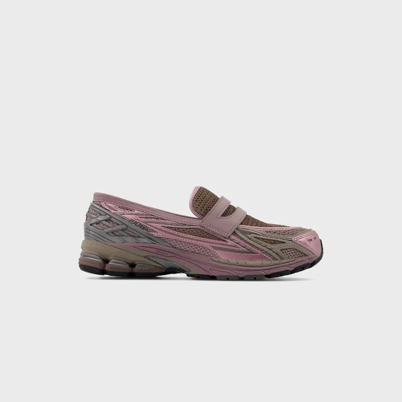 New Balance 1906 Loafer - Pink /  Metallic Silver made by New Balance