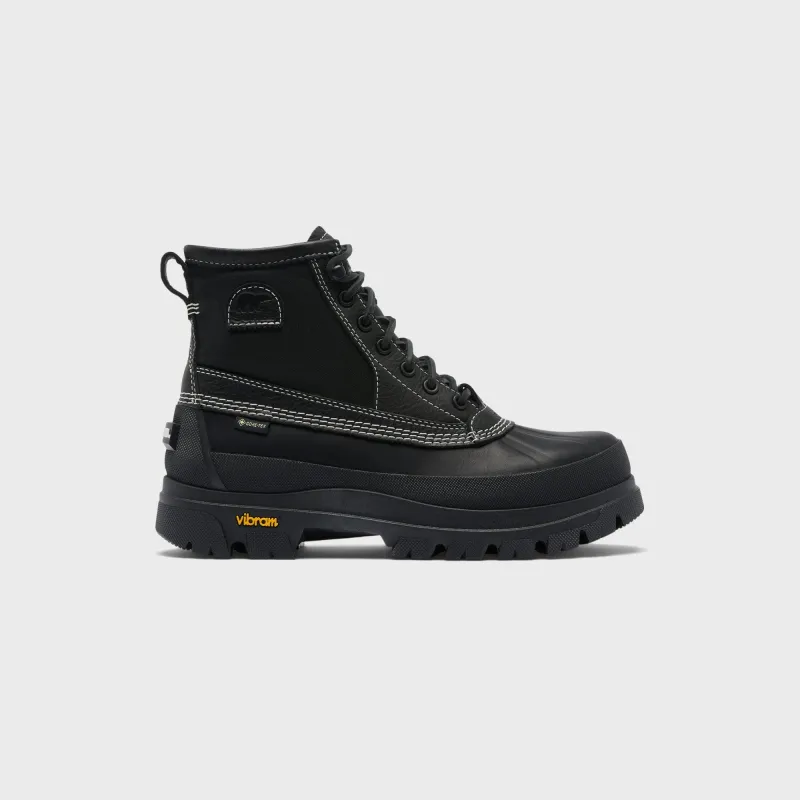Sorel DAYSTORM HORIZON™ GTX - Black / Black sold by Kith
