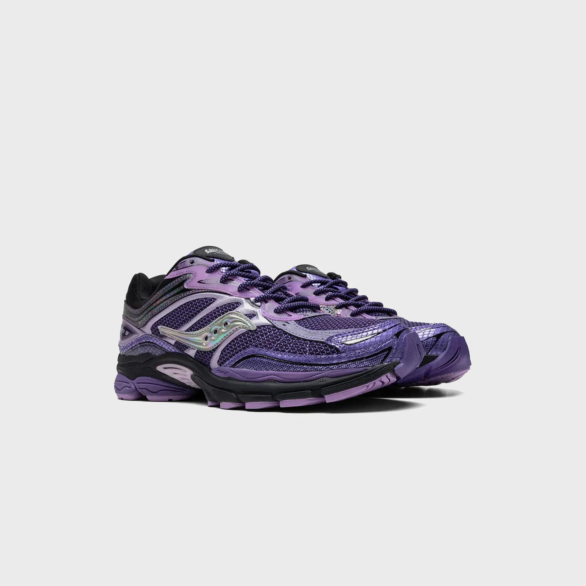 Saucony Progrid Omni 9 Glowacontrictor - Pink sold by Kith product image thumbnail 2