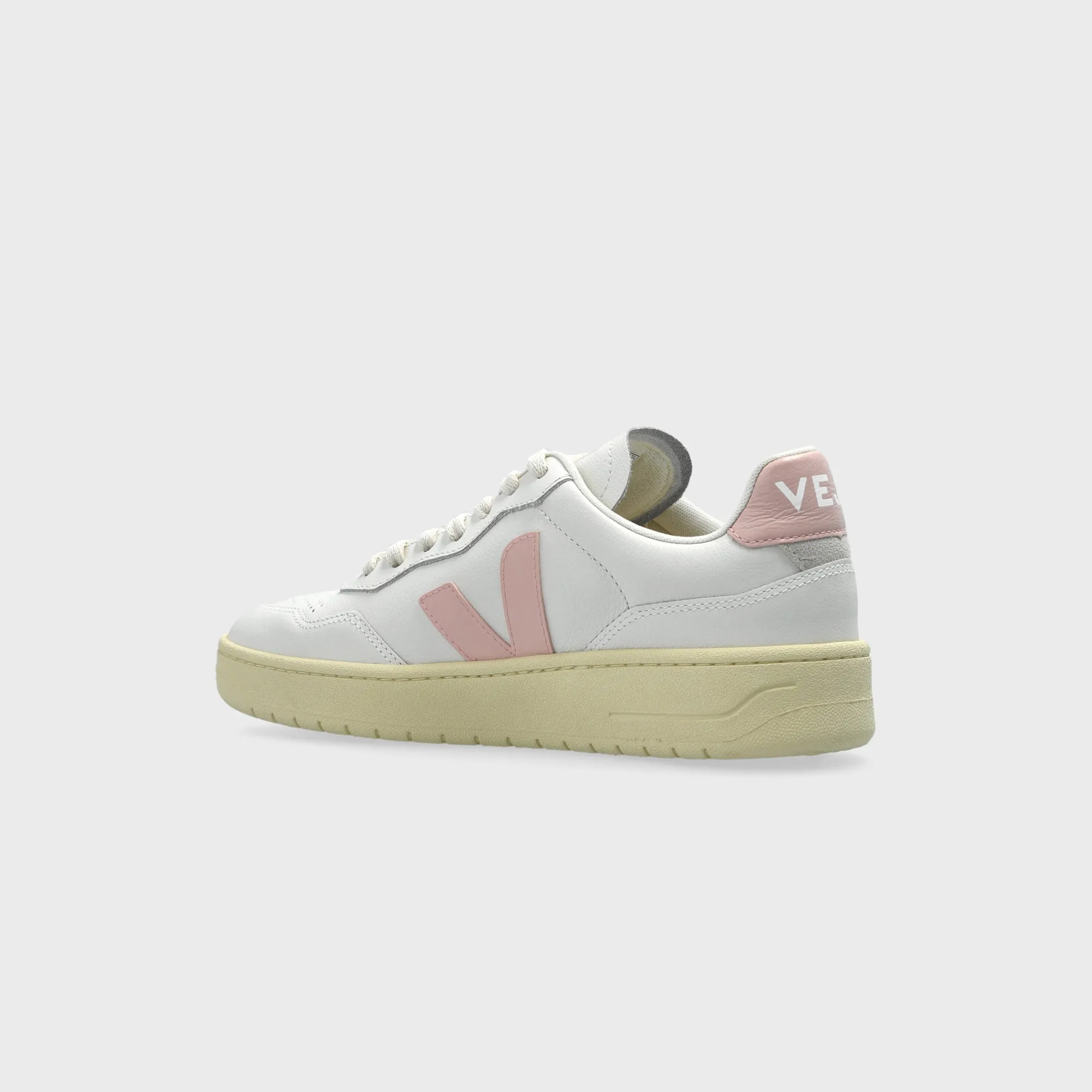 Veja V-90 - White / Petale sold by Kith product image thumbnail 4