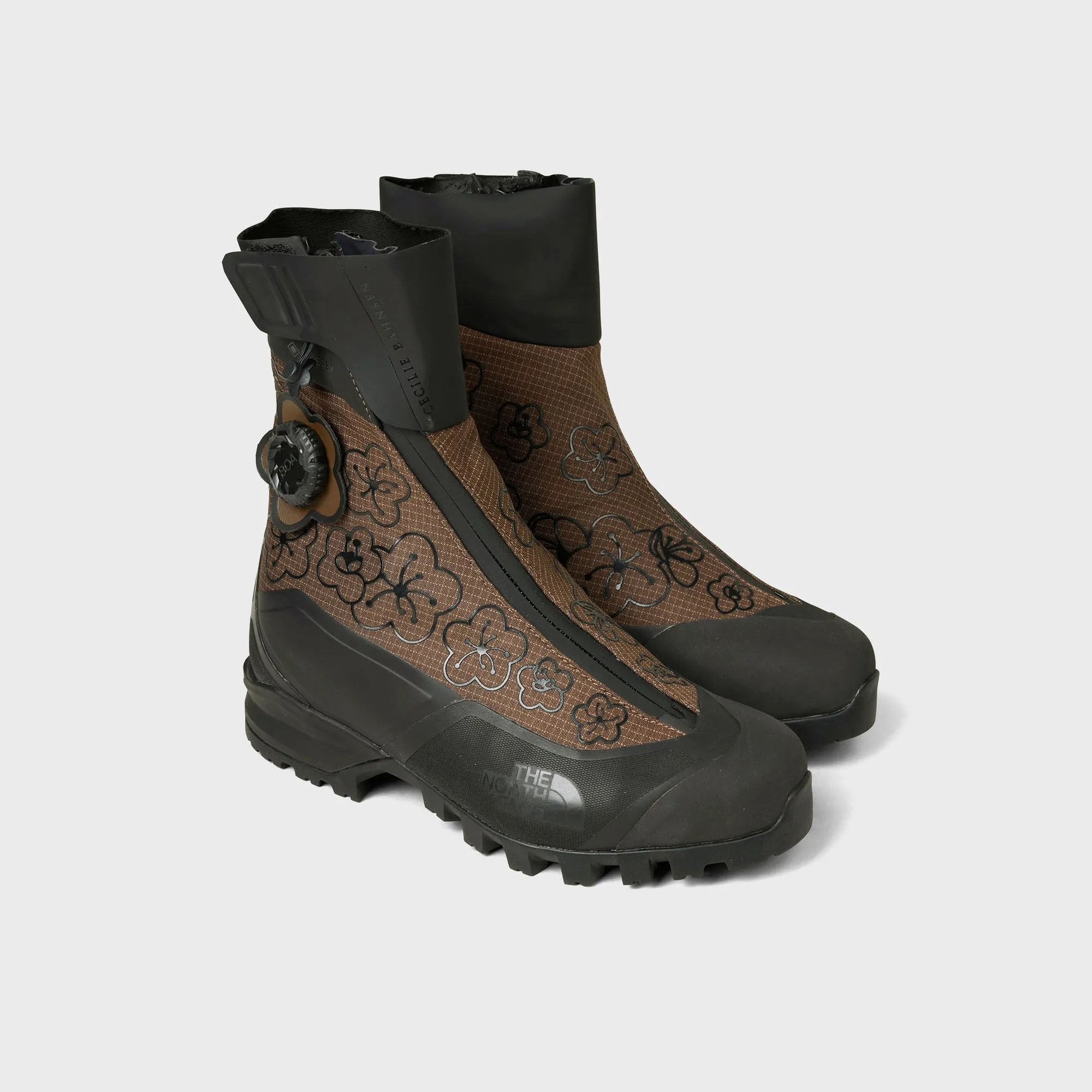 The North Face x Cecilie Bahnsen WMNS Sarit Verto SA GORE-TEX® Boots - TNF Black / TNF Brown sold by Kith product image thumbnail 2