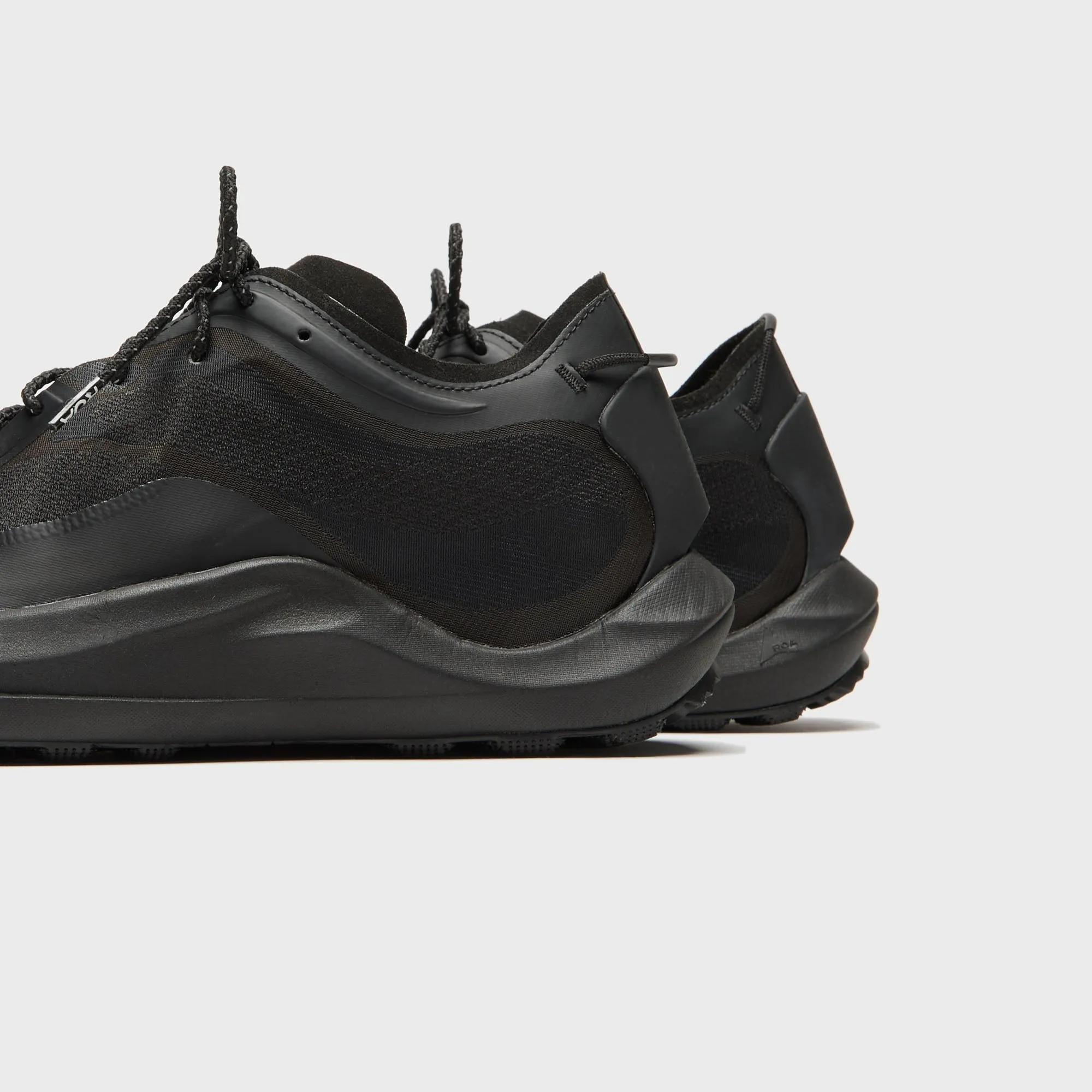 ROA Sella - Black sold by Kith product image thumbnail 3