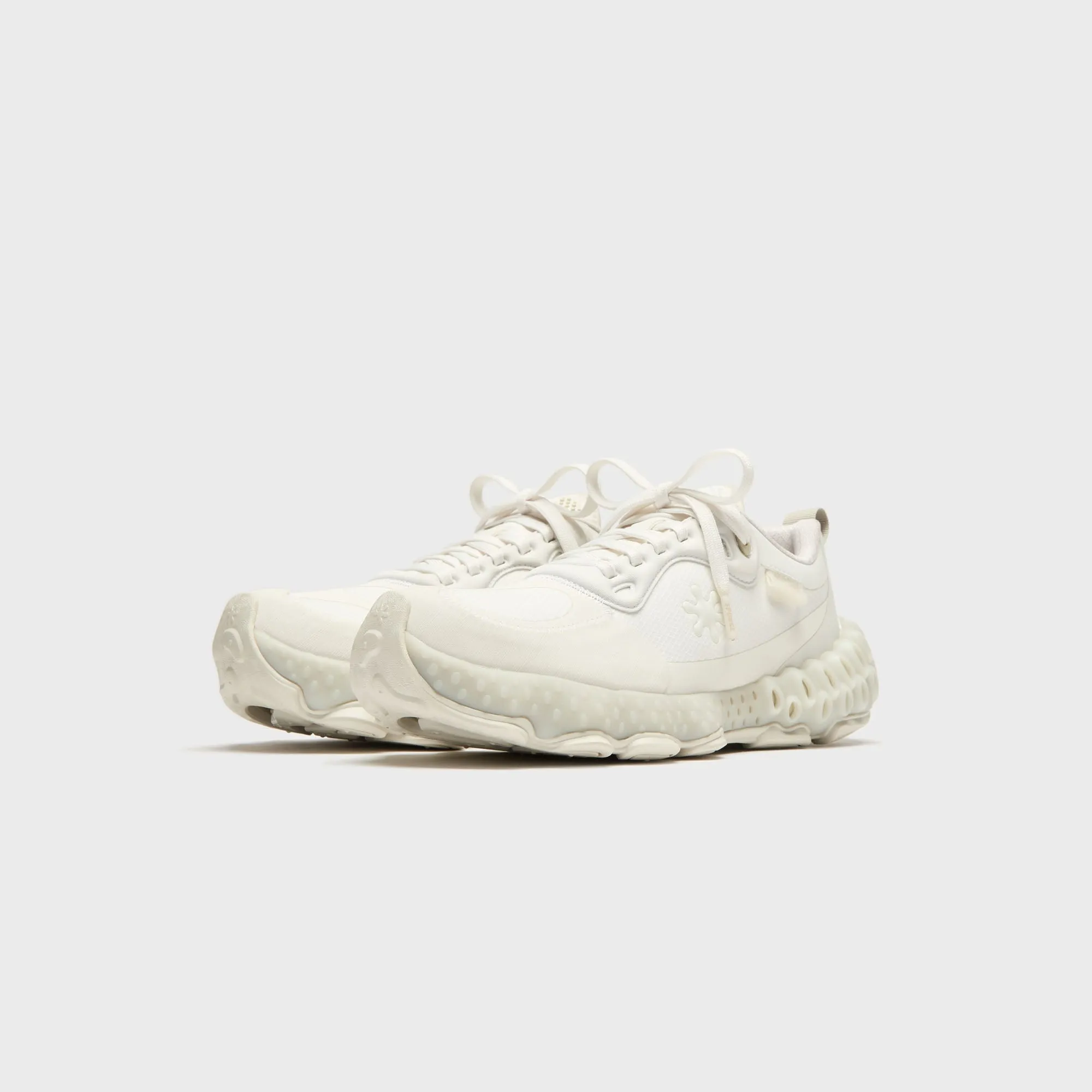 SPUNGE Osmosis - White / White / White sold by Kith product image thumbnail 2