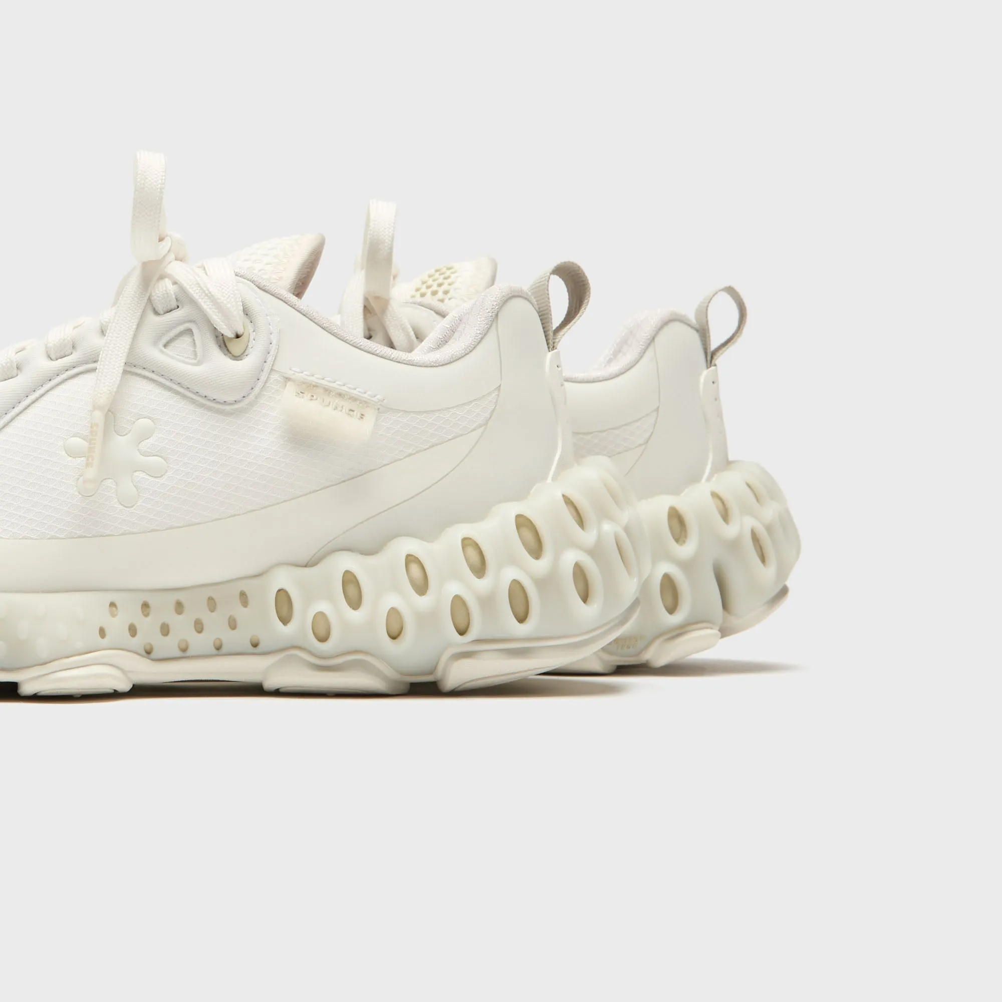 SPUNGE Osmosis - White / White / White sold by Kith product image thumbnail 3