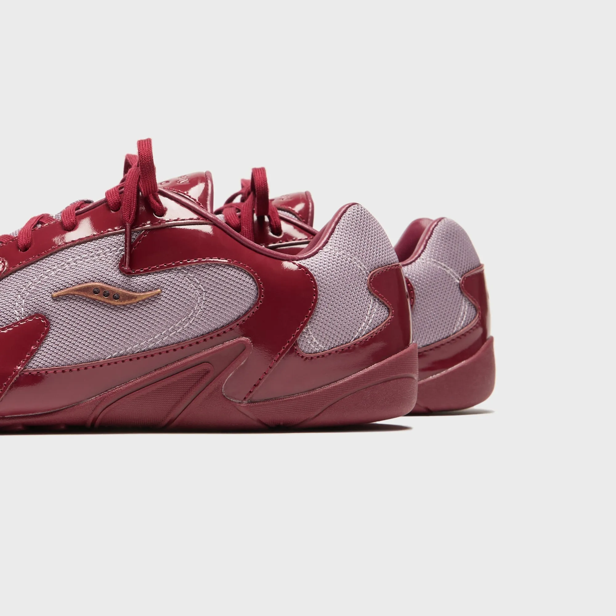 Saucony SILO Momentum S - Currant / Nirvana sold by Kith product image thumbnail 3