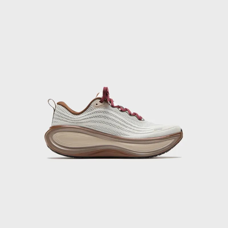 Nike Vomero Plus QS - Sail / Pecan / Caldera Brown / Black sold by Kith