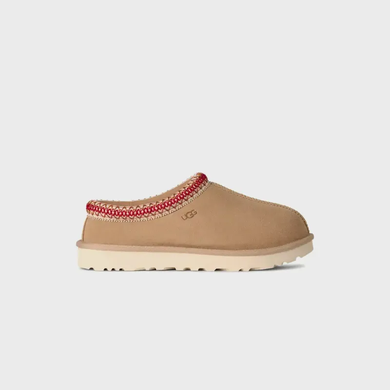 UGG WMNS Tasman II - Sand / Dark Cherry sold by Kith