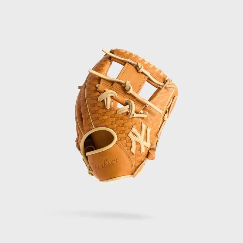 Kith & Rawlings for the New York Yankees Heart of the Hide Glove - Tan sold by Kith