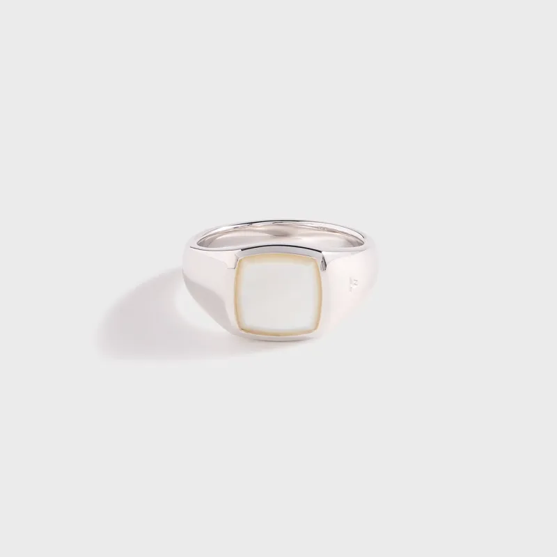 Tom Wood Kay Ring - White / Mother of Pearl made by TOM WOOD