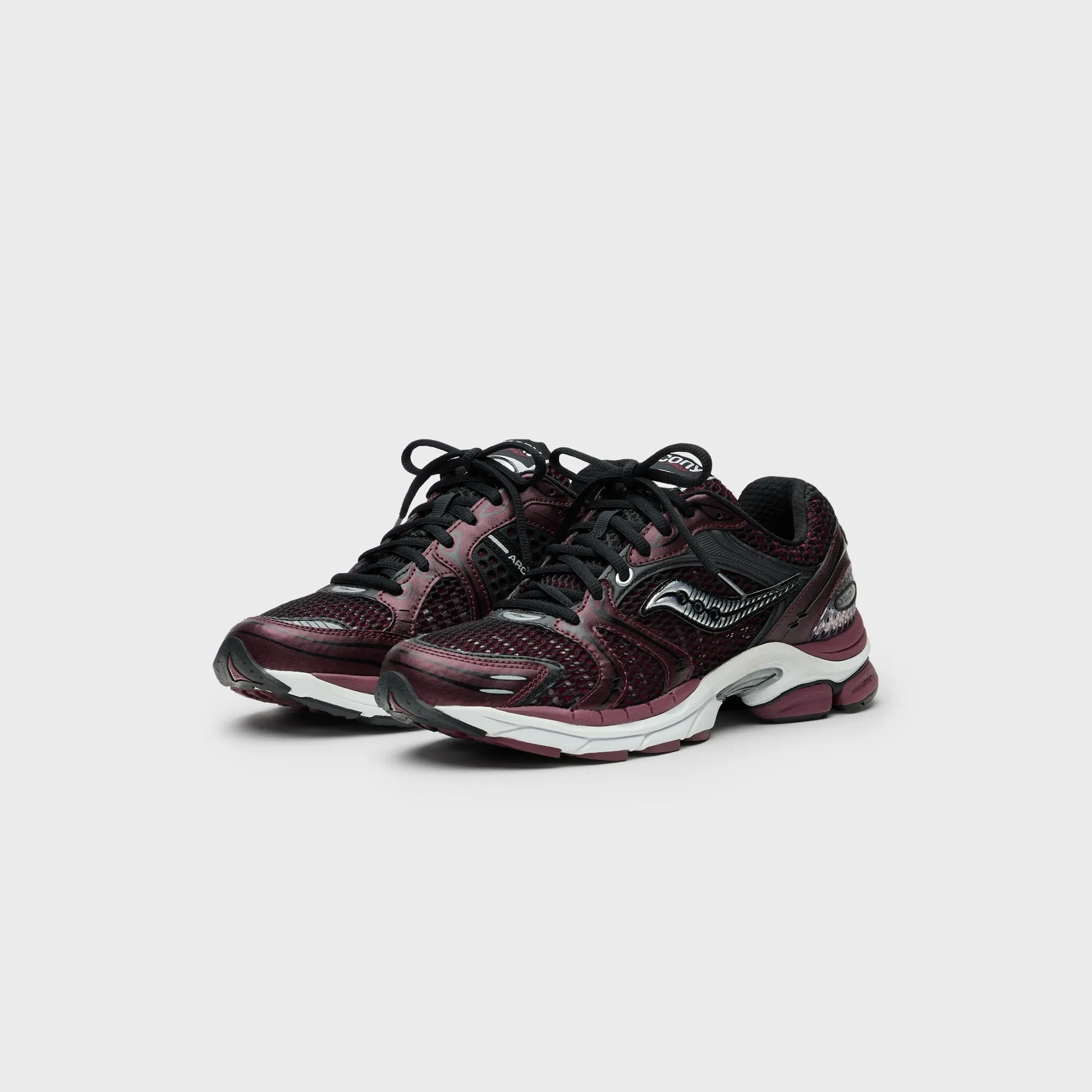 Saucony Progrid Triumph 4 - Maroon / Black sold by Kith product image thumbnail 2