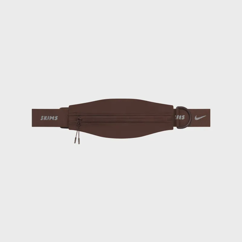 NikeSKIMS Slim Waistpack - Phoenix made by Kith