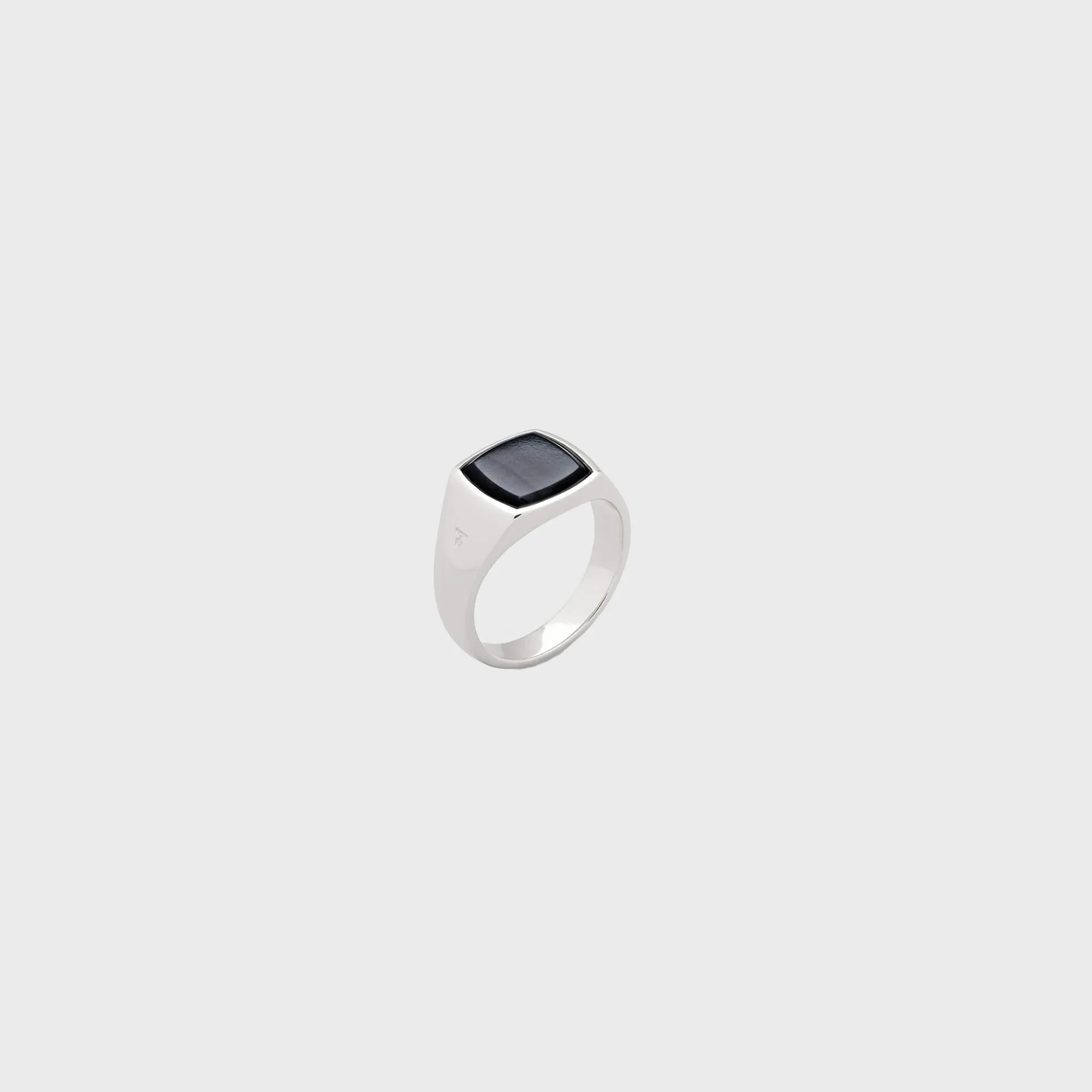 Tom Wood Kay Ring Blue Hawk Eye 60" - Silver sold by Kith product image thumbnail 2