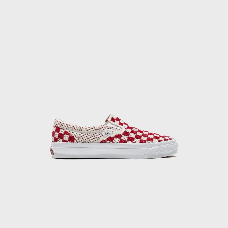 VANS LX Classic Slip-On 98 - Checkerboard Red made by Vans