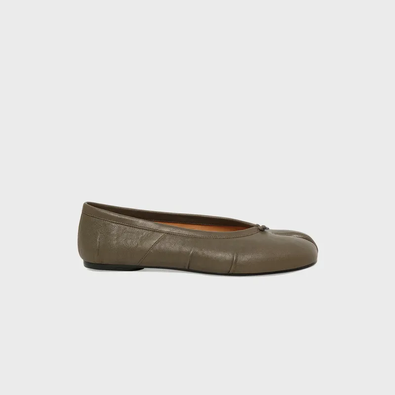 Maison Margiela Tabi Ballerina - Cold Brown made by Maison Margiela