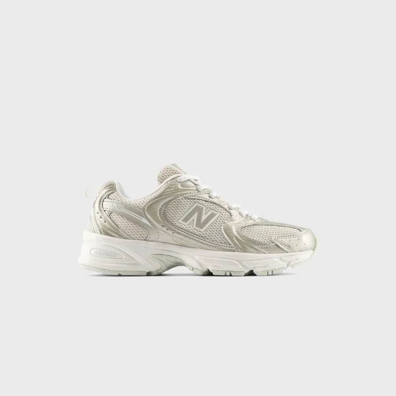 New Balance 530 - Gold Metallic / Linen made by New Balance