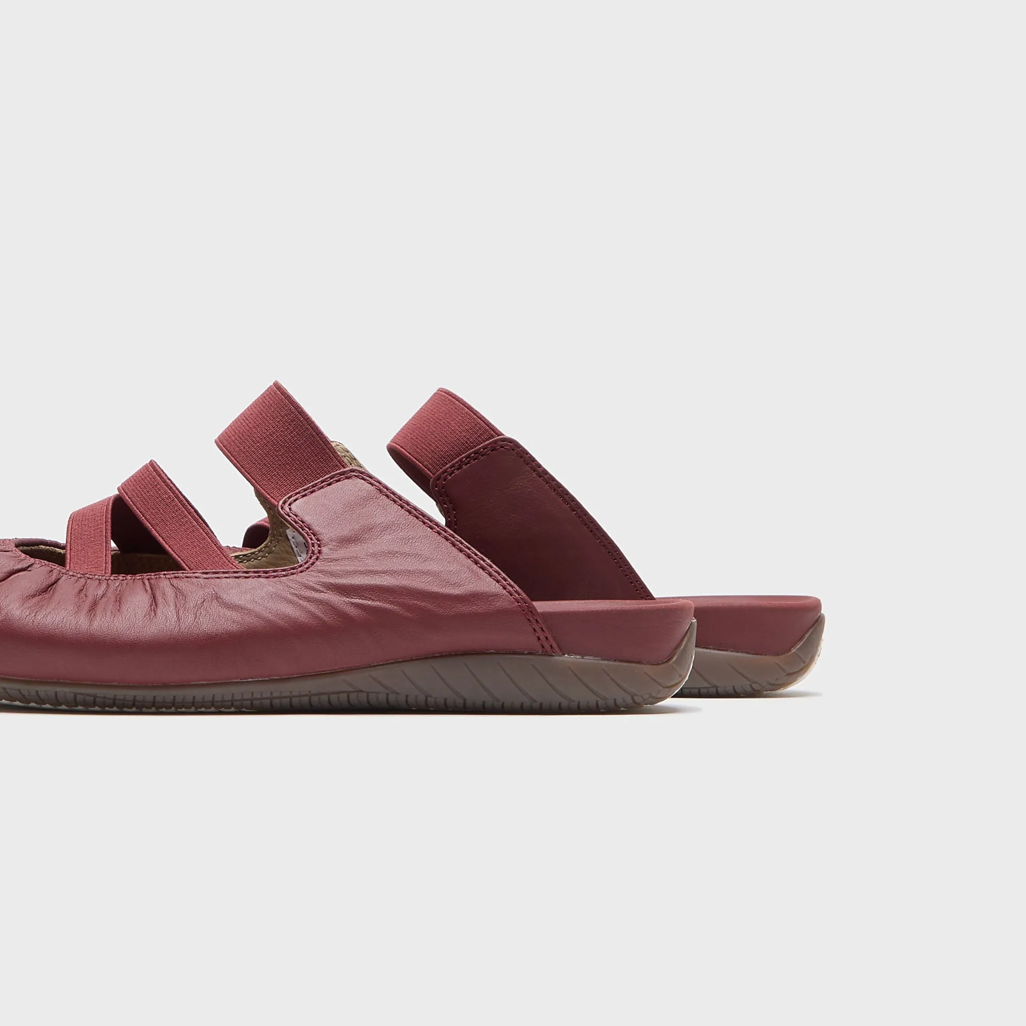 PUMA WMNS Speedcat Mule - Burgundy / Haute Coffee sold by Kith product image thumbnail 4