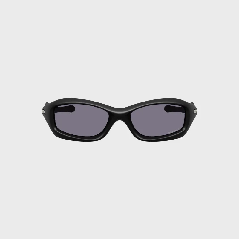 Oakley Fatcat Sunglasses - Matte Black / Prizm Grey made by Oakley