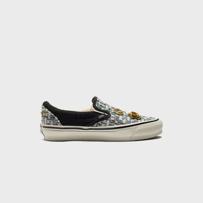 VANS LX Classic Slip-On 98 - Black / White made by Vans