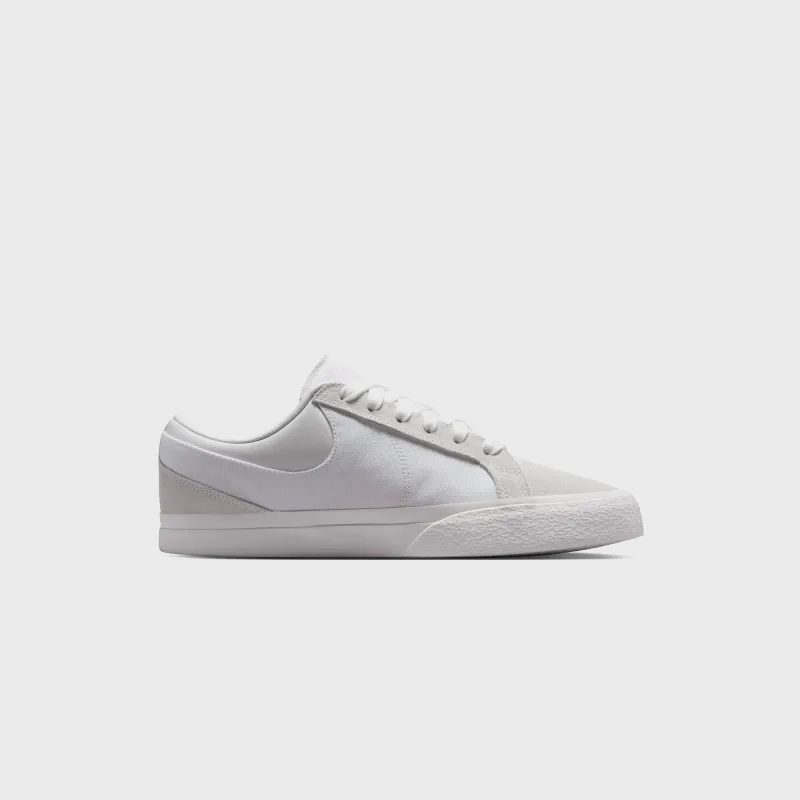 Nike Blazy - White / Sail made by Nike