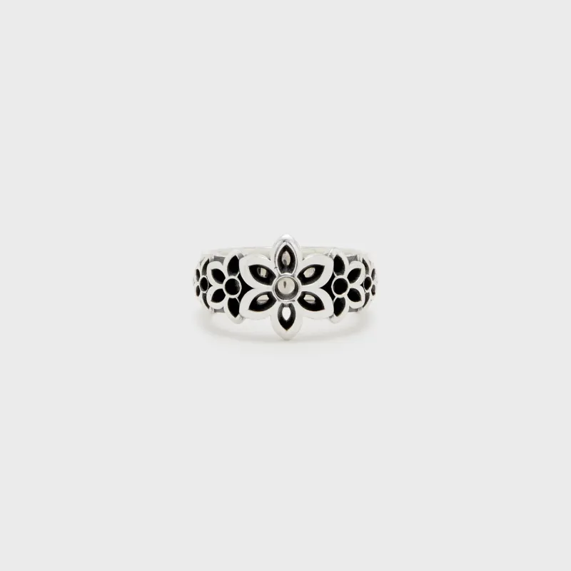 GOOD ART HLYWD Model 18 A Ring Medium - Sterling Silver made by Good Art Hlywd