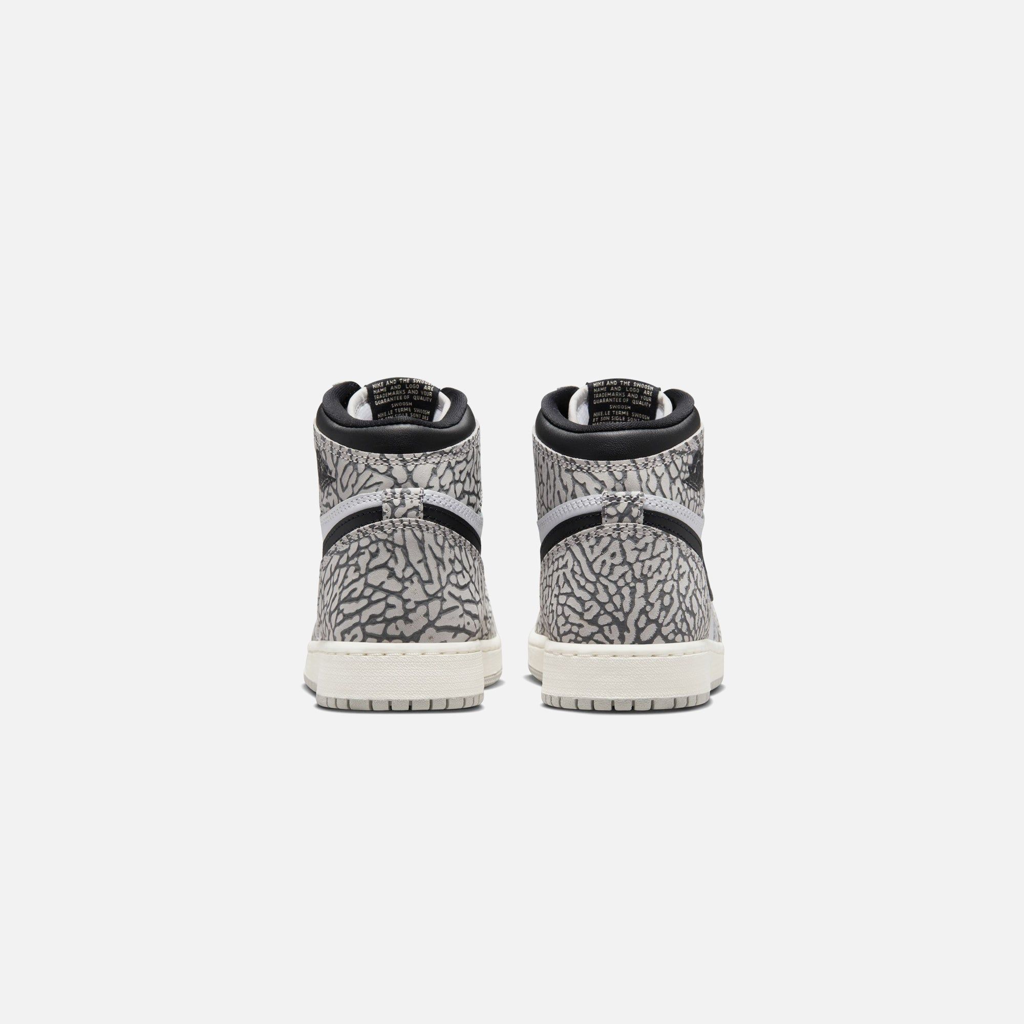 Nike GS Air Jordan 1 Retro High OG - Tech Grey / Muslin / Black sold by Kith product image thumbnail 4