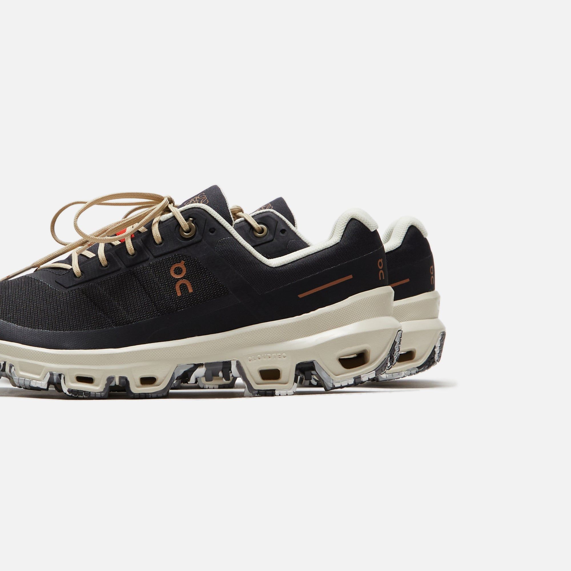 On Running x Loewe WMNS Cloudventure - Black sold by Kith product image thumbnail 3