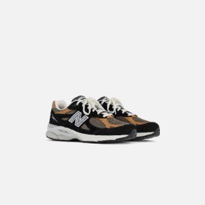 New Balance Made in US 990 V3 - Black / Tan sold by Kith