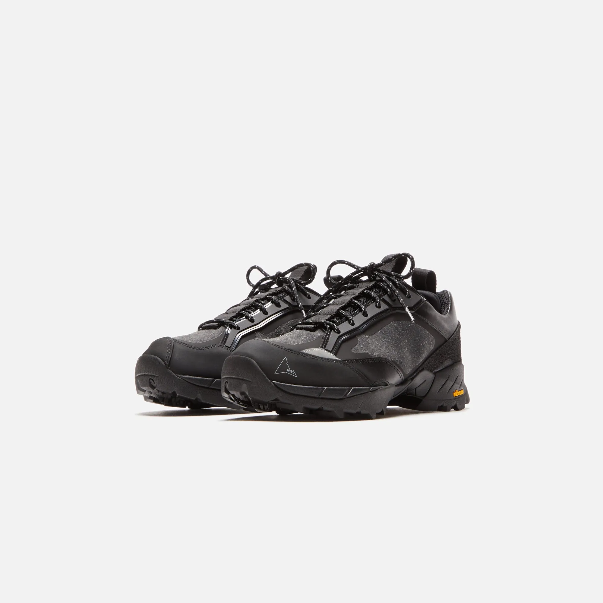 ROA Lhakpa Hiking Shoe - Black | Parallel