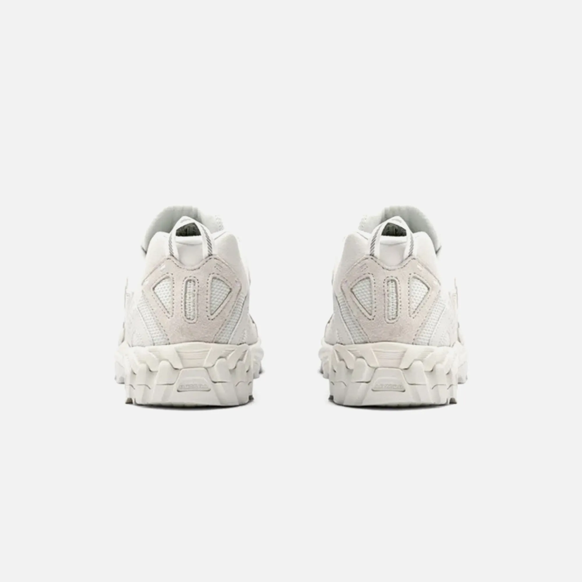 New Balance x Comme des Garcons HOMME ML610S - White sold by Kith product image thumbnail 5