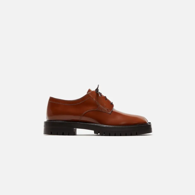 Margiela Tabi County Lace-Up - Tan sold by Kith