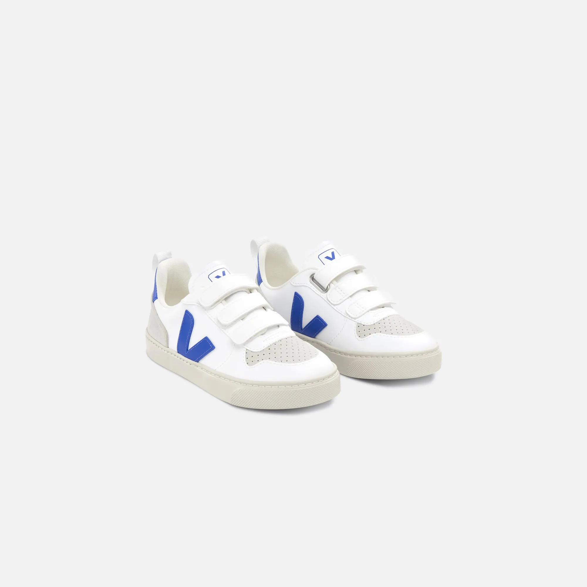 Veja V-10 - White / Paros sold by Kith product image thumbnail 2