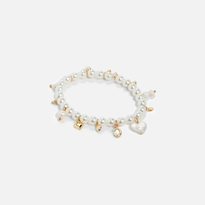 SHASHI Pearl Charm Bracelet - White / Gold sold by Kith