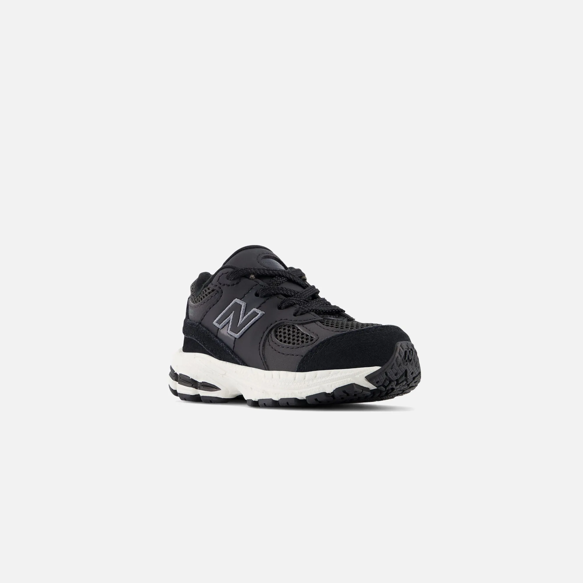 New Balance TD 2002R - Black sold by Kith product image thumbnail 2