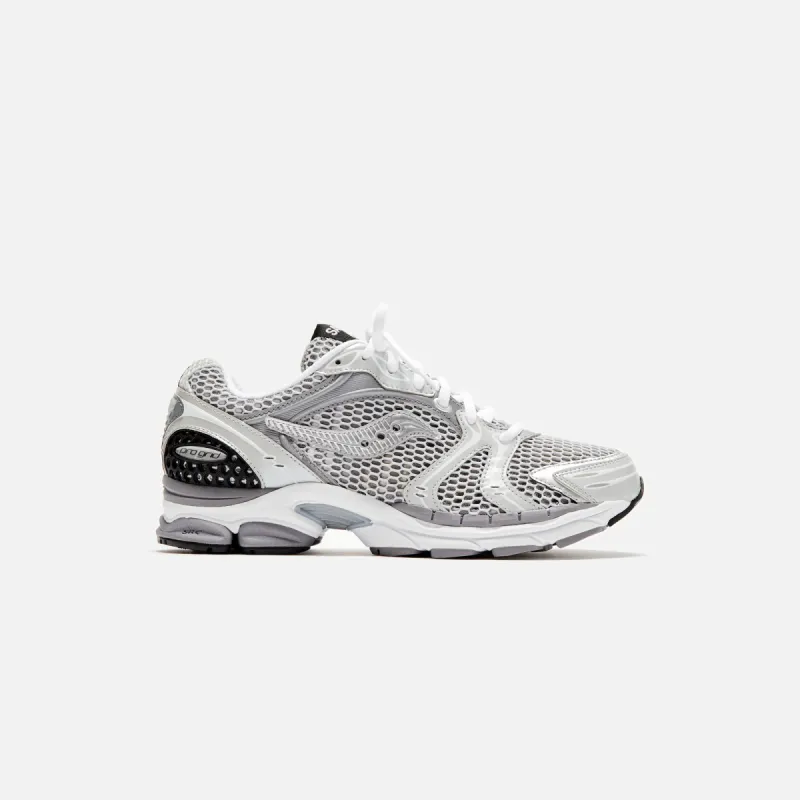 Saucony Progrid Triumph 4 - Grey / Silver sold by Kith