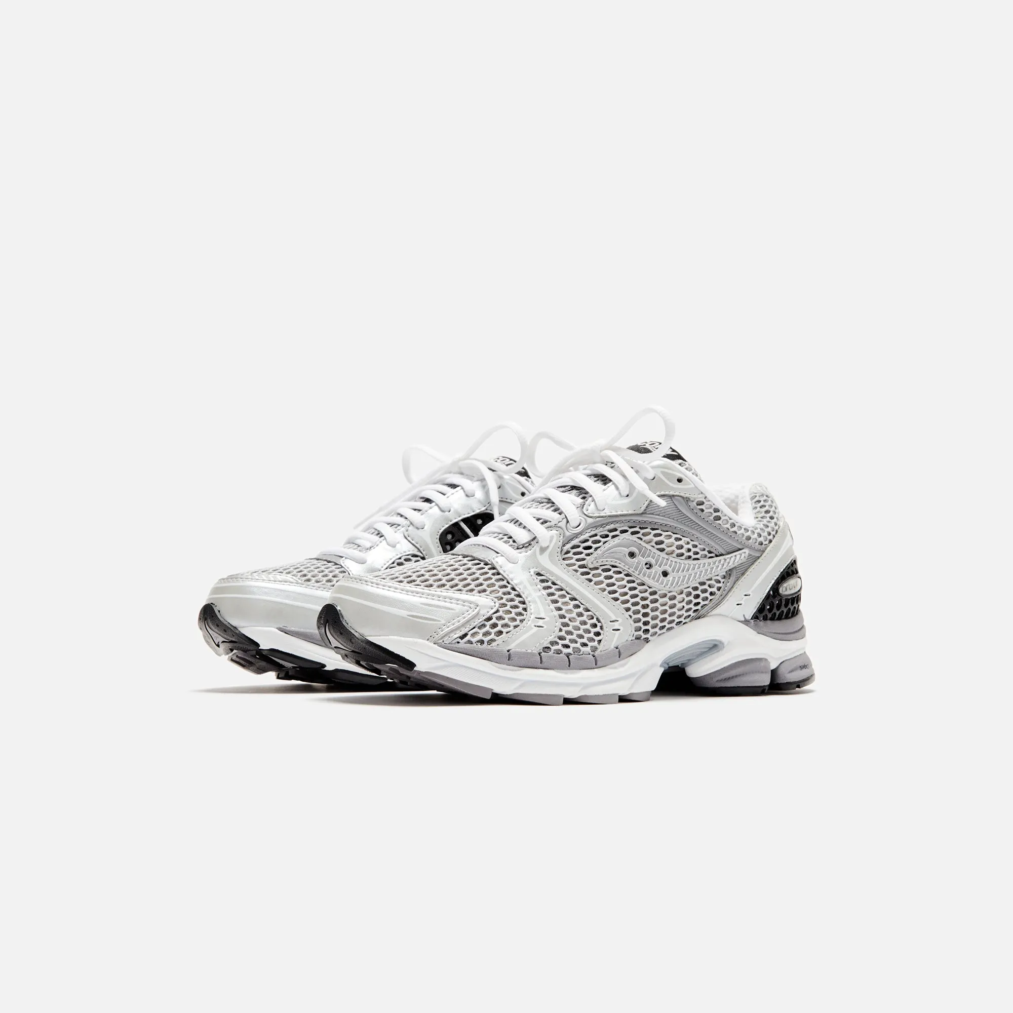 Saucony Progrid Triumph 4 - Grey / Silver sold by Kith product image thumbnail 2