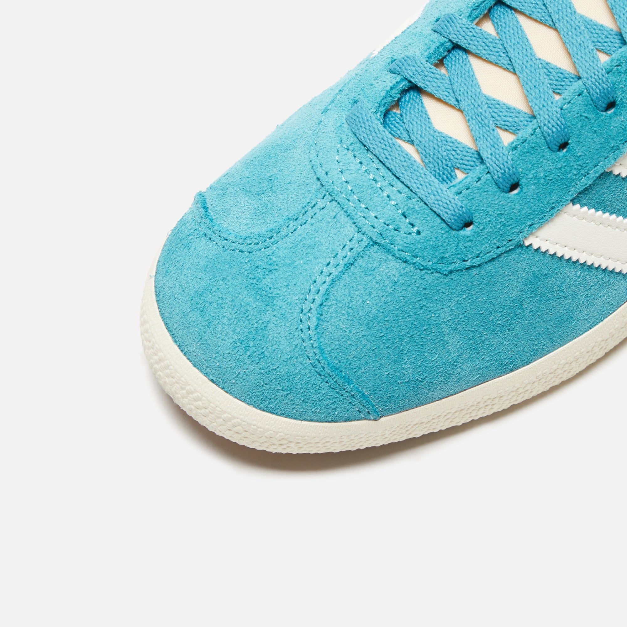 adidas Originals Gazelle - Arctic Fusion / Off White / Cream White sold by Kith product image thumbnail 5