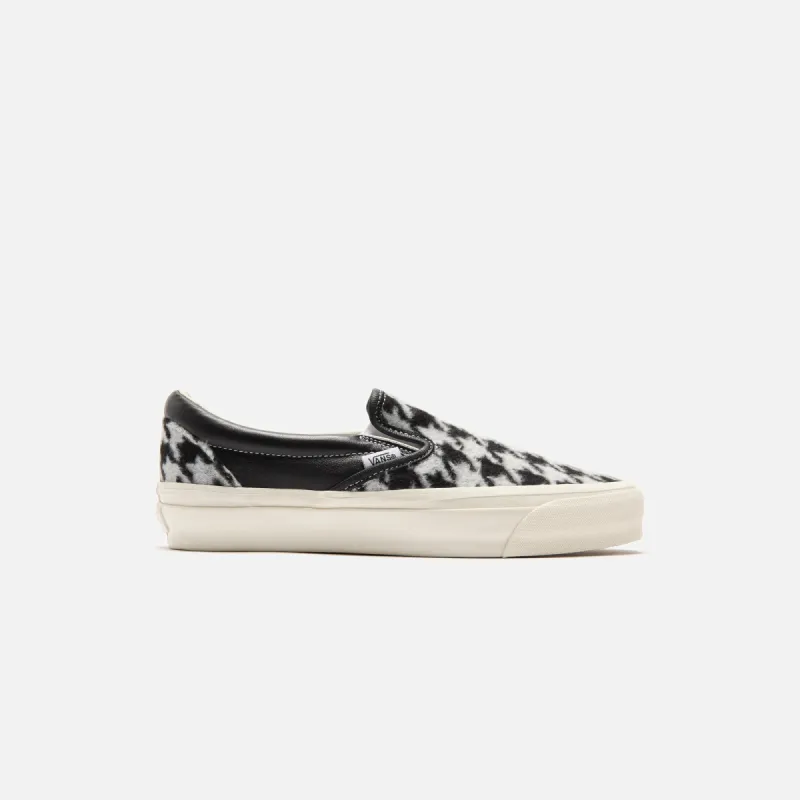 VANS Classic Slip-On Reissue 98 LX - Houndstooth / Black sold by Kith