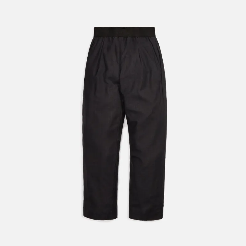 Fear of God Everyday Trouser - Charcoal sold by Kith