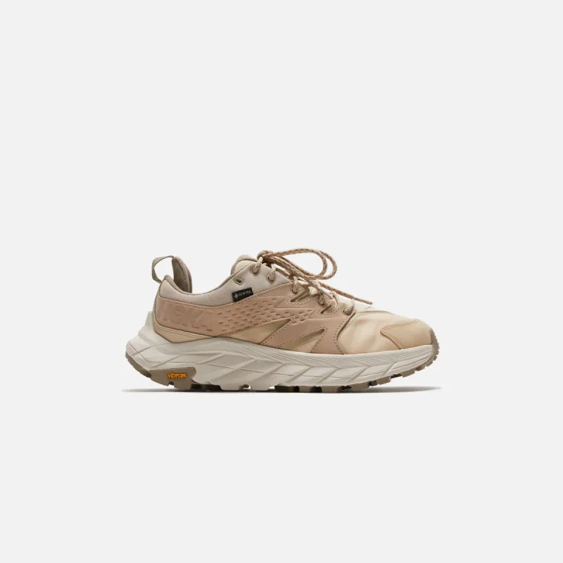 HOKA U Anacapa Low GTX - Shifting Sand / Eggnog sold by Kith